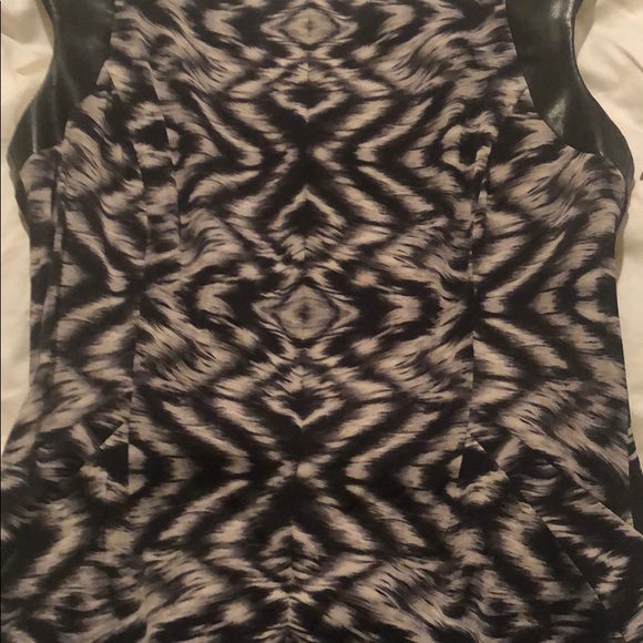 SPORTMAX Bodycon dress with mink & leather trim - Picture 8 of 8